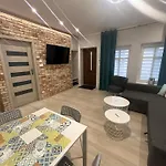 Lion Apartments - Haffnera 19